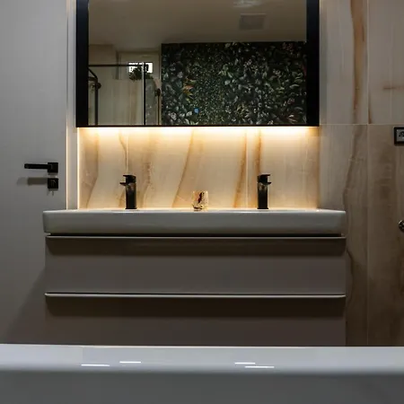 Designovy Apartman V Centru Liberce *
