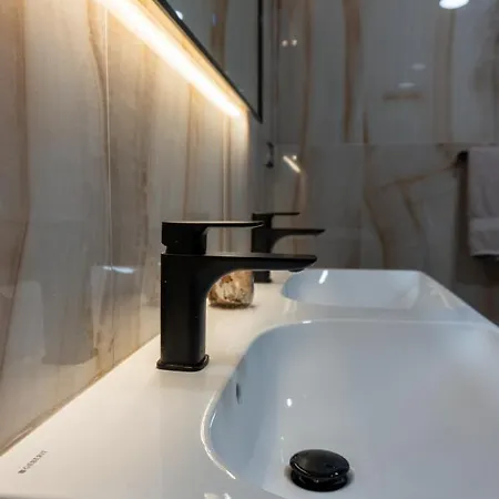 Designovy Apartman V Centru Liberce アパート